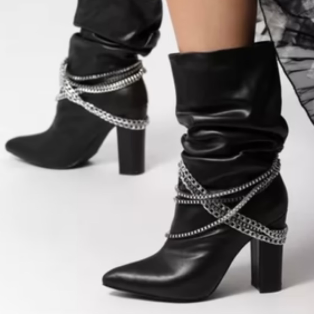 Chain-Accent Slouchy Booties heels‎ anklet boots from Forever 21 size 6.5